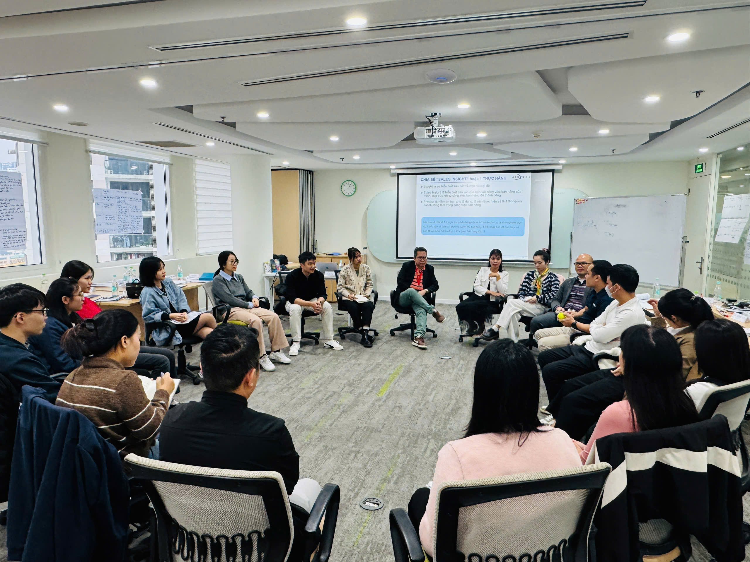 [ハノイ] 2025年12月15日‐16日「営業力強化研修」