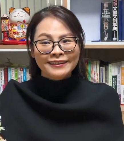 Ms. Nhã Trúc